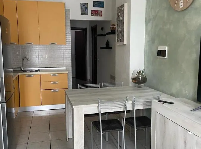 Love Διαμέρισμα *